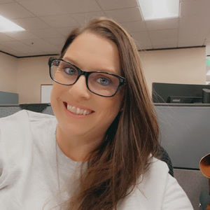 Meet your Posher, Jennifer